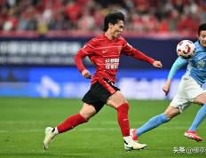 关于申花力克深圳佳兆业，实现双线连胜的信息